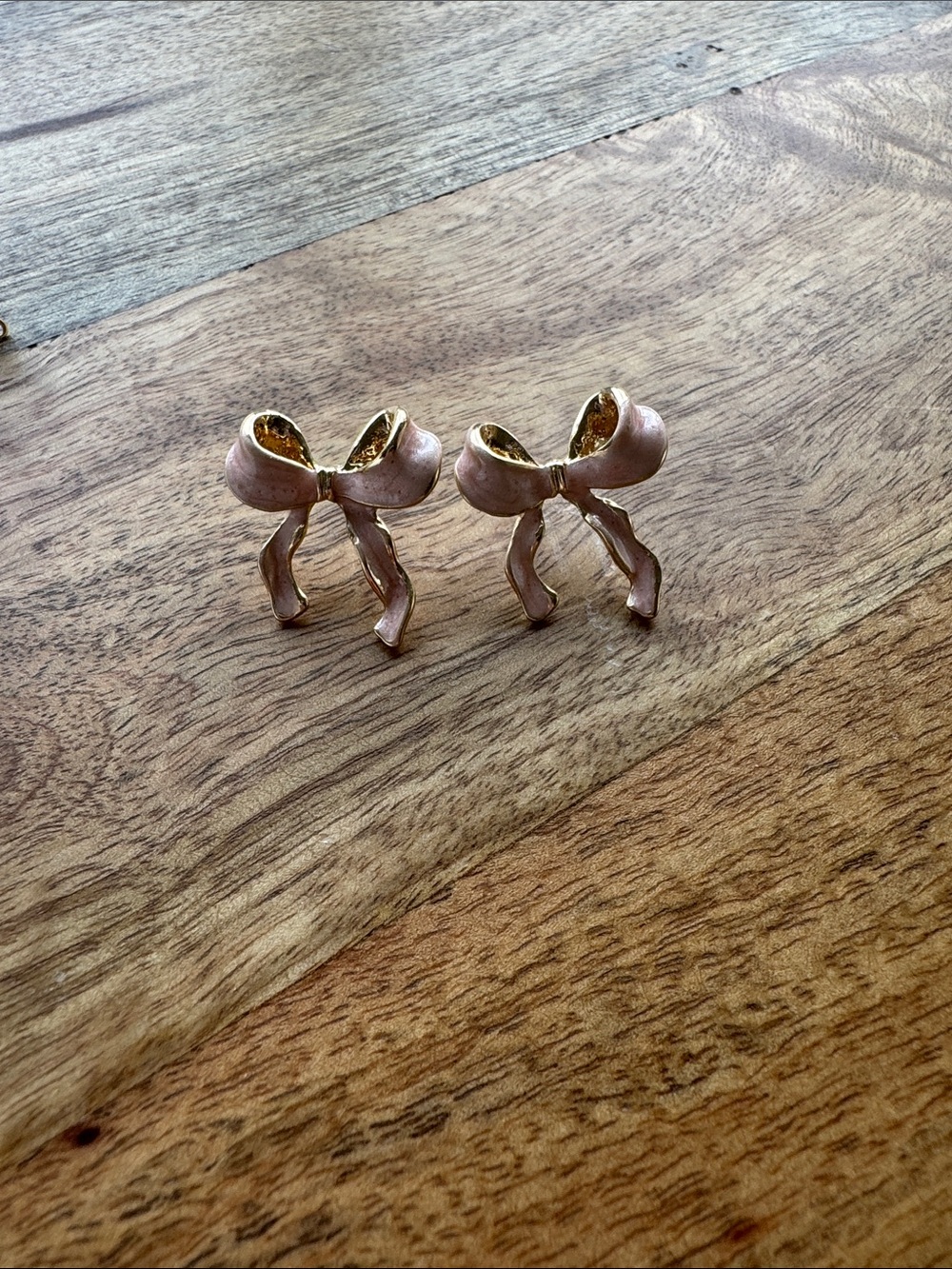 Bow Earrings Costume Jewelry - 3 Pairs - Picture 3 of 4